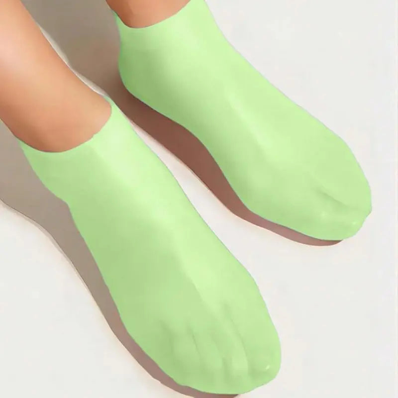 1 Pair Silicone Heel Socks for Dry Cracked Feet – Moisturizing Foot Mask with Elastic Fit, Softens Rough Skin, & Prevents Cracking
